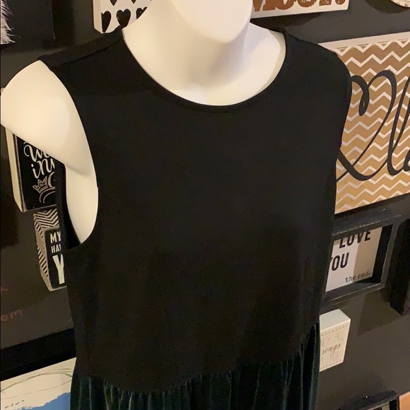 Gap Maternity Christmas Dress - Picture 2 of 4